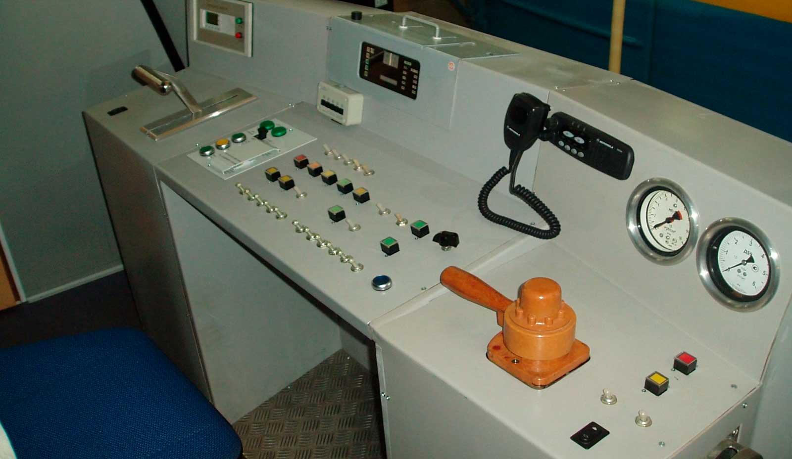 Комплектующие для головных и прицепных вагонов метро